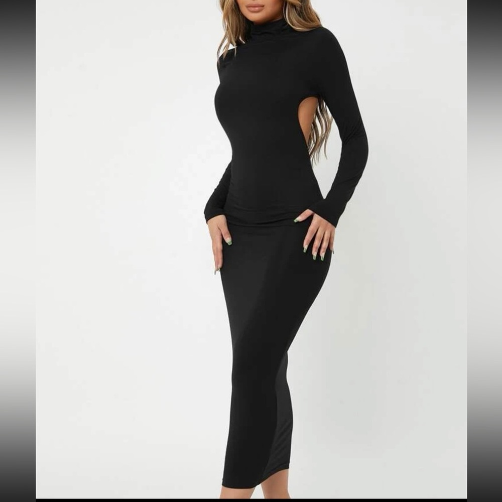Black Backless Maxi Dress
